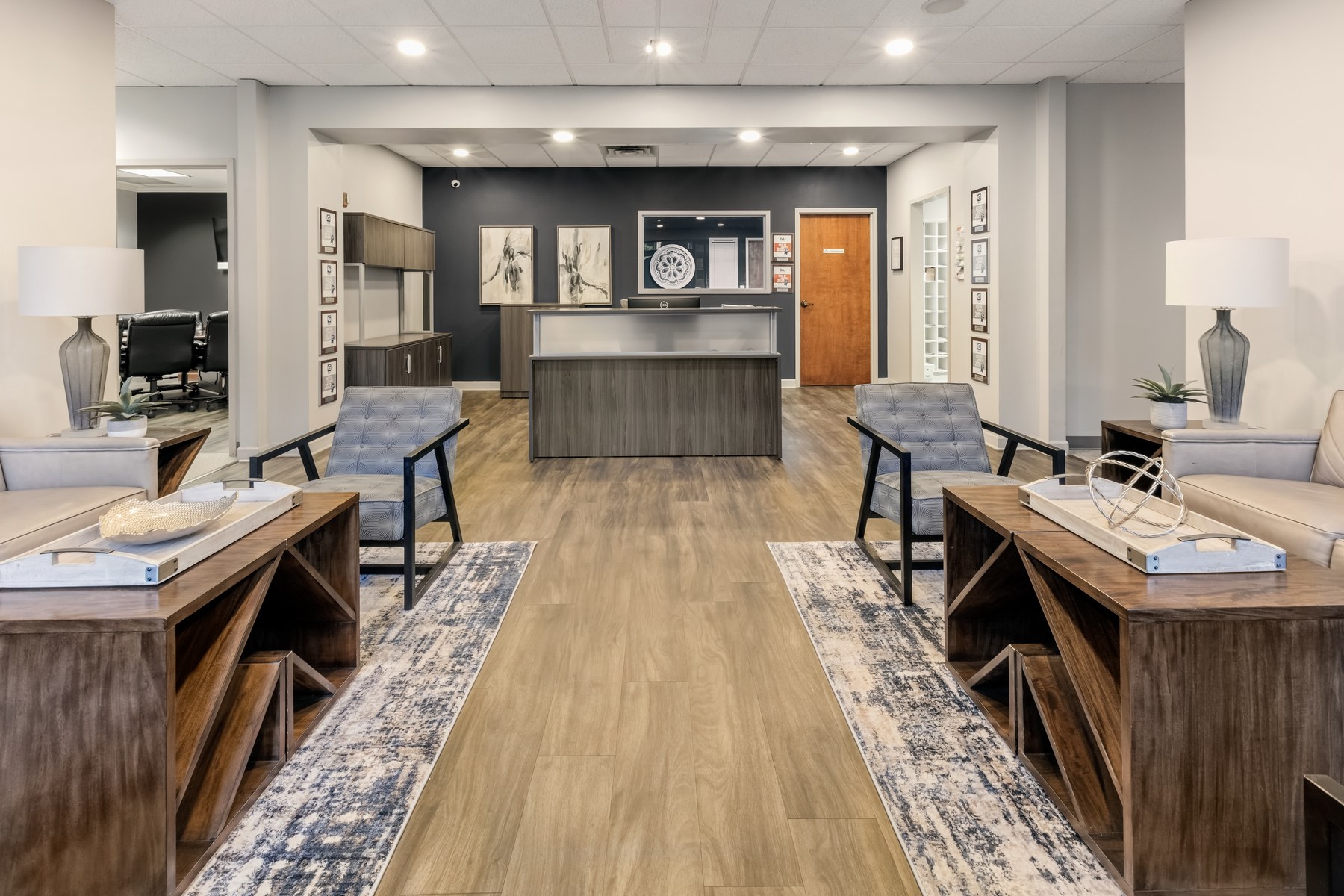 Reception desk at Scenic Office Suites where staff answer tenant phones and greet visitors